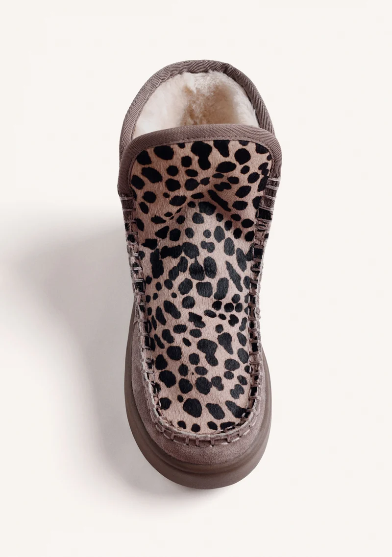 TAUPE AUSTRALIAN SUEDE LEATHER BOOTS WITH ANIMAL PRINT