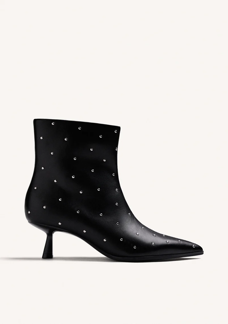 BLACK KITTEN HEEL ANKLE BOOTS WITH STUDS