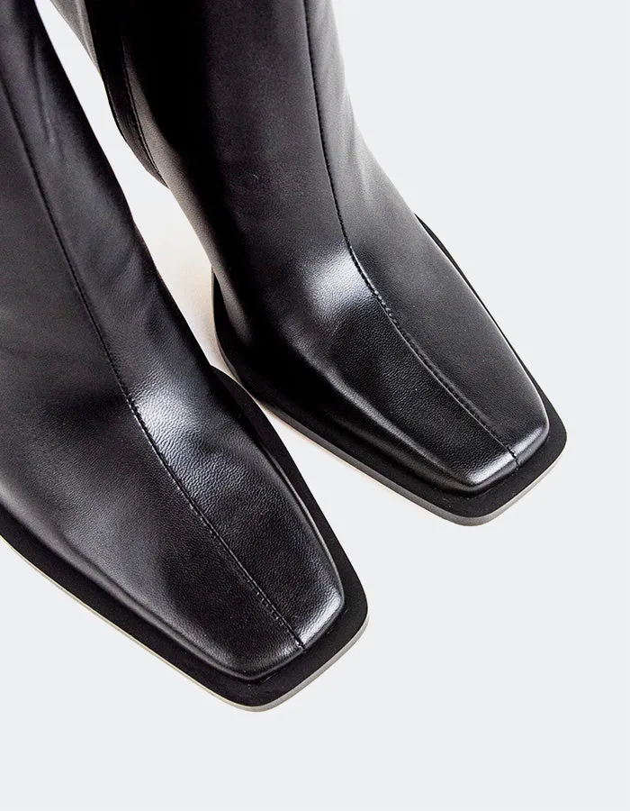 Marilyn Black Leather