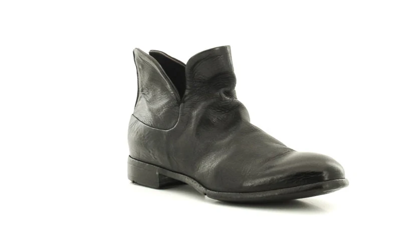 BOOTS DH06A