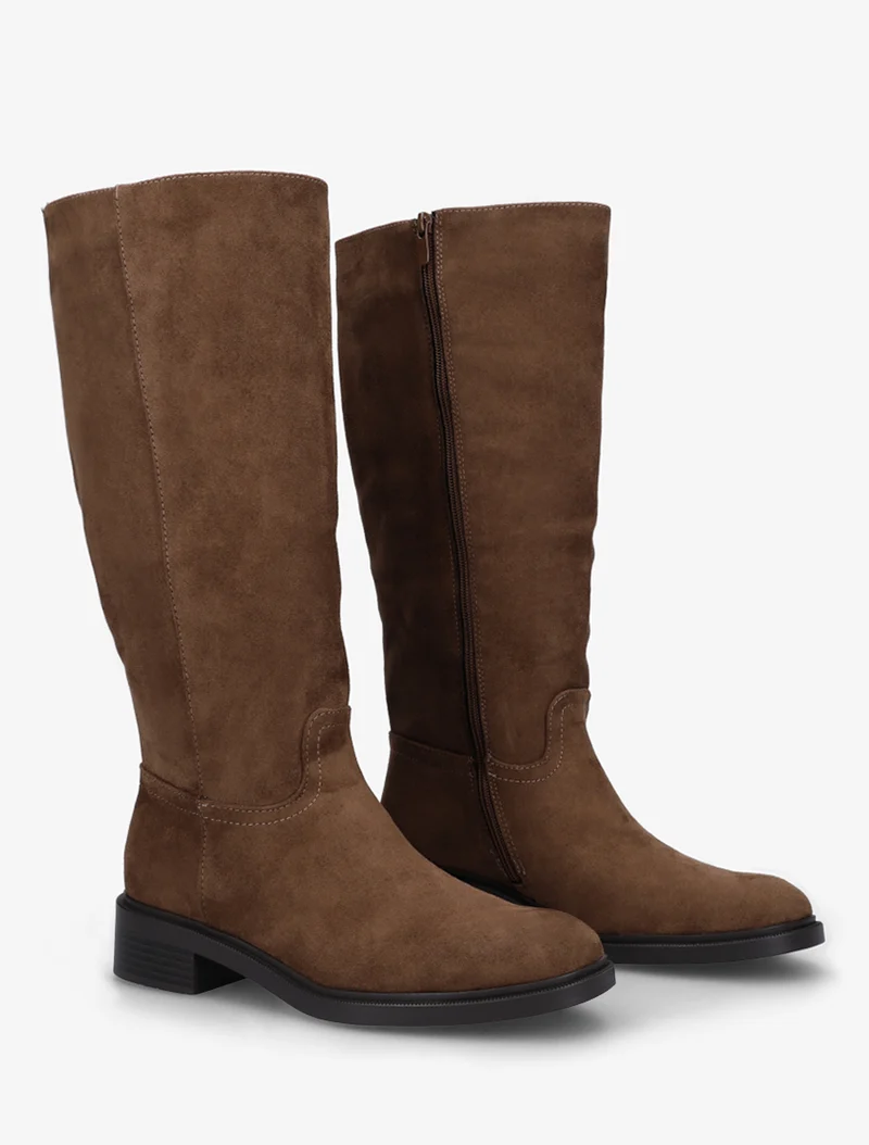 Bottes surpiqûres apparentes en suédine - Marron
