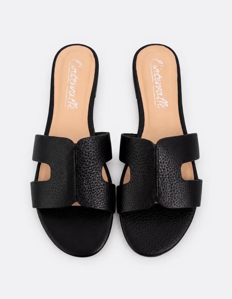 Valmisa Black Leather