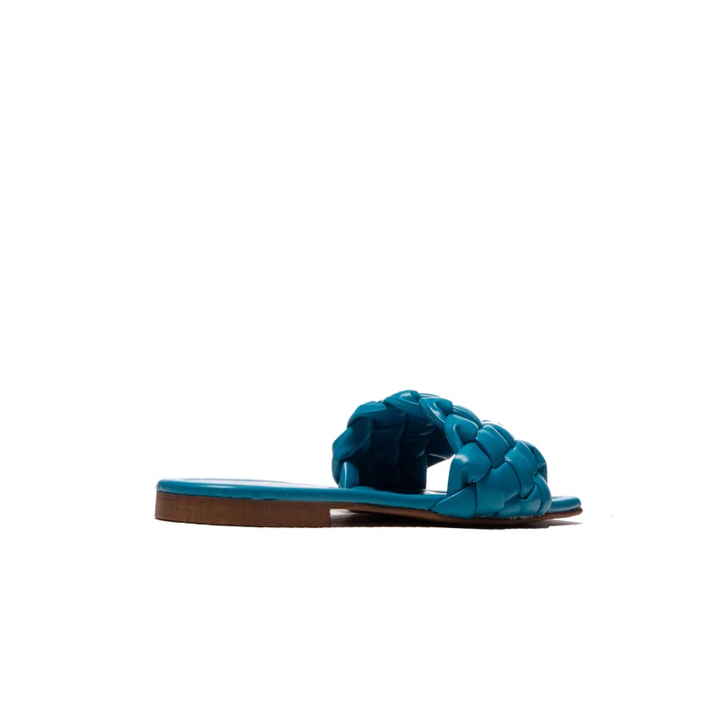 Iola Blue