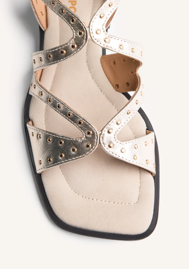 STUDDED LEATHER SANDALS URBANK