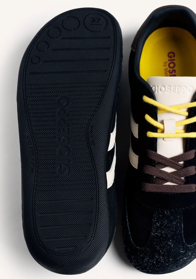 GIOSEPPO BAREFOOT – BLACK LEATHER SNEAKERS BY MELYSSA PINTO (I AM EDITION)