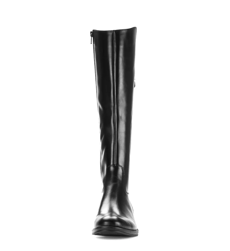 Bottes noires en cuir lisse