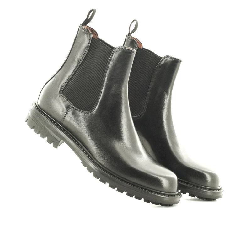 BOOTS D530