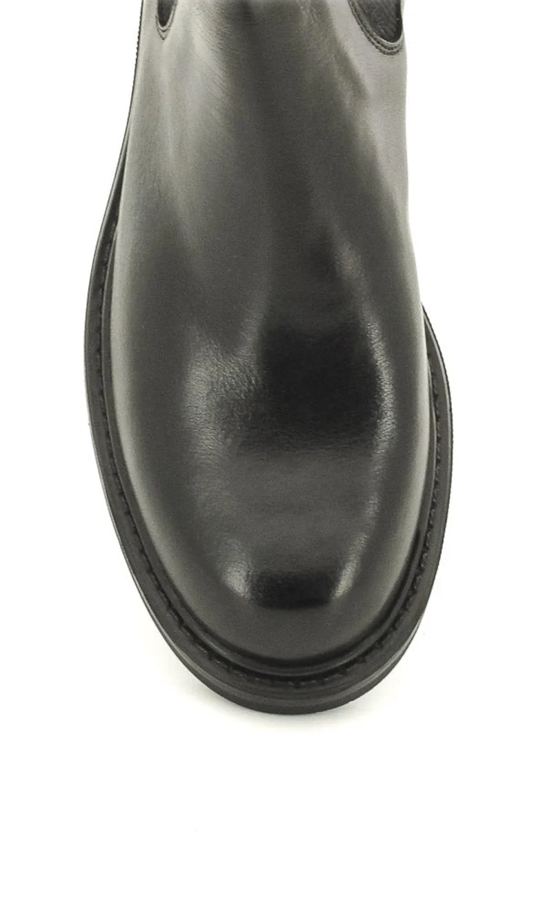 BOOTS D530