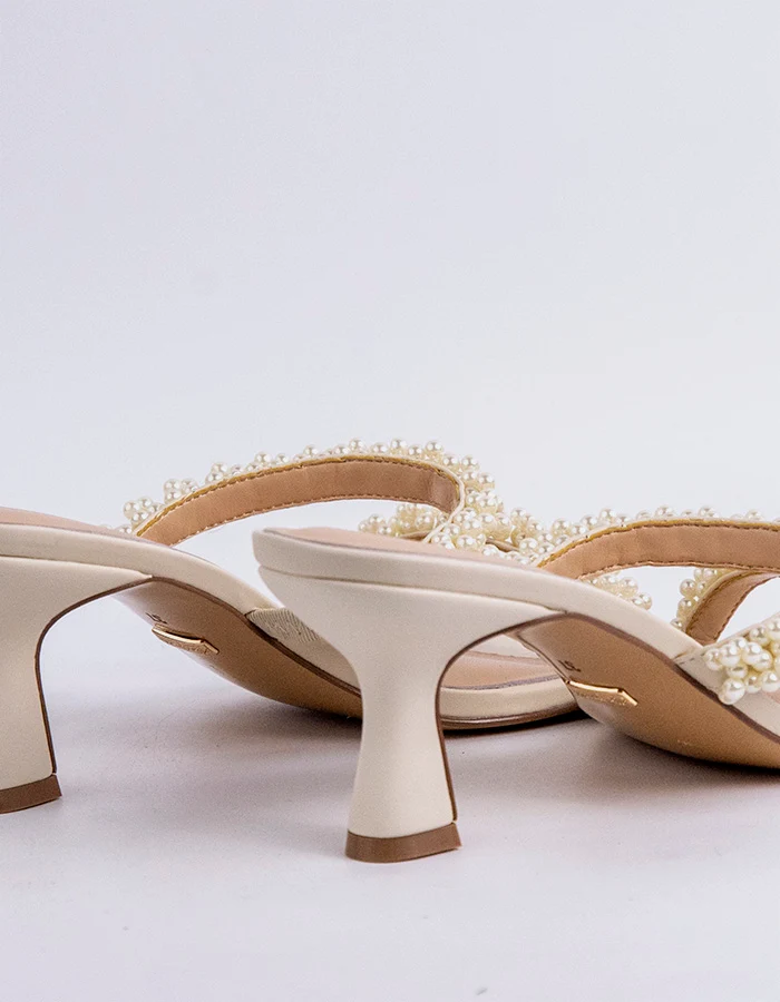Novie Cream Leather