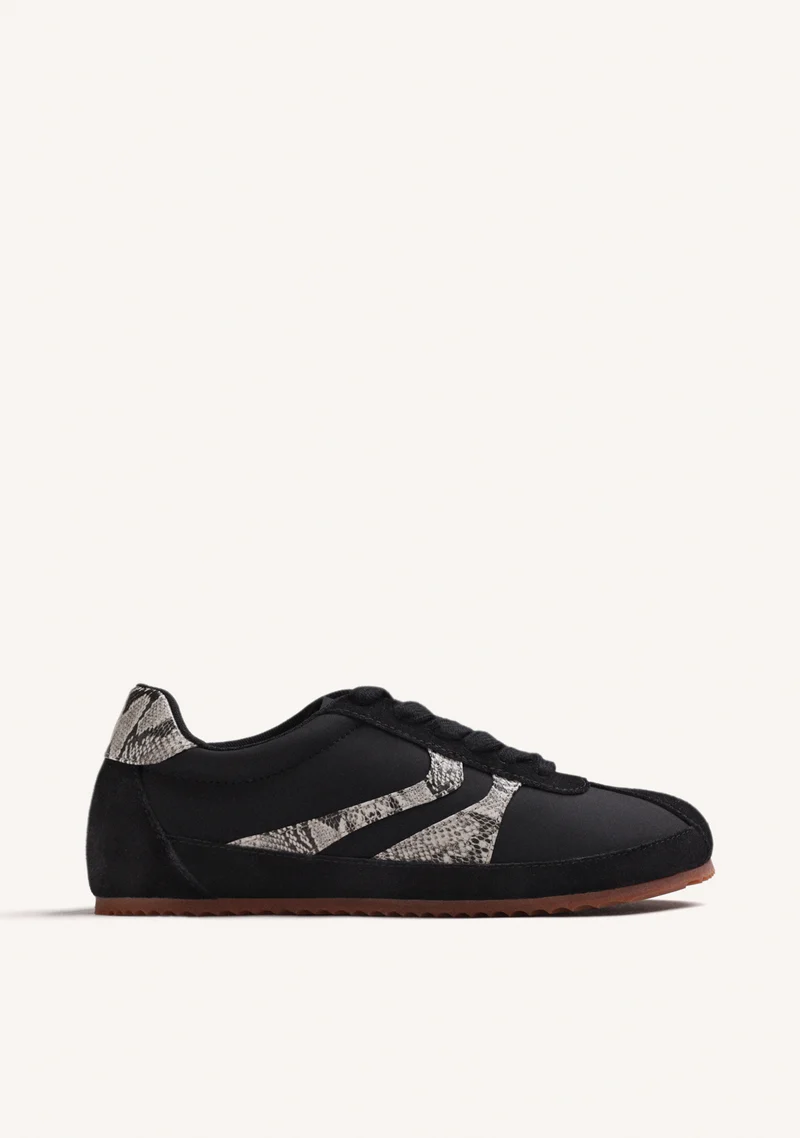 BLACK LEATHER SNEAKERS