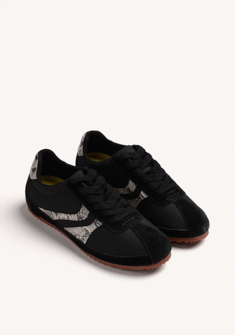 BLACK LEATHER SNEAKERS