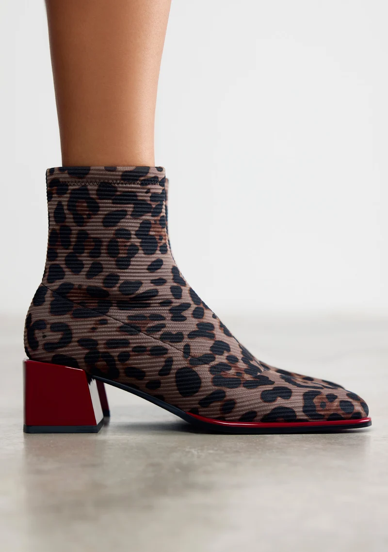 ELASTIC ANIMAL PRINT ANKLE BOOTS
