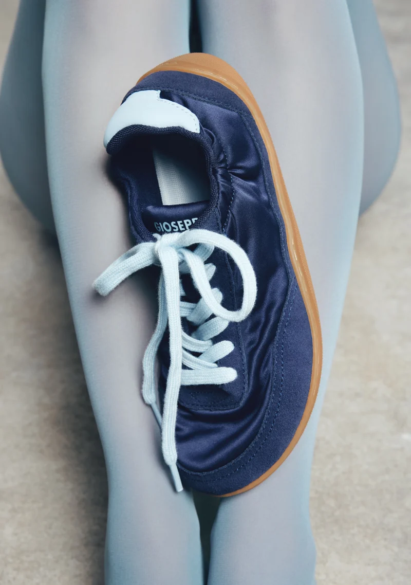 NAVY BLUE SATIN AND LEATHER BAREFOOT SNEAKERS