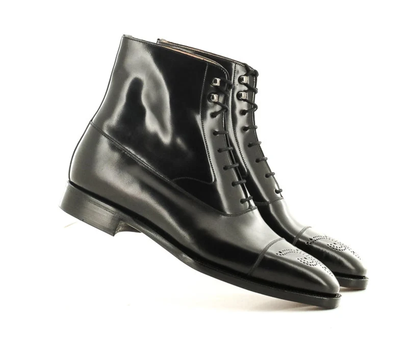 BOOTS 319