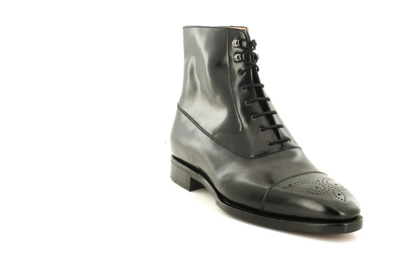 BOOTS 319