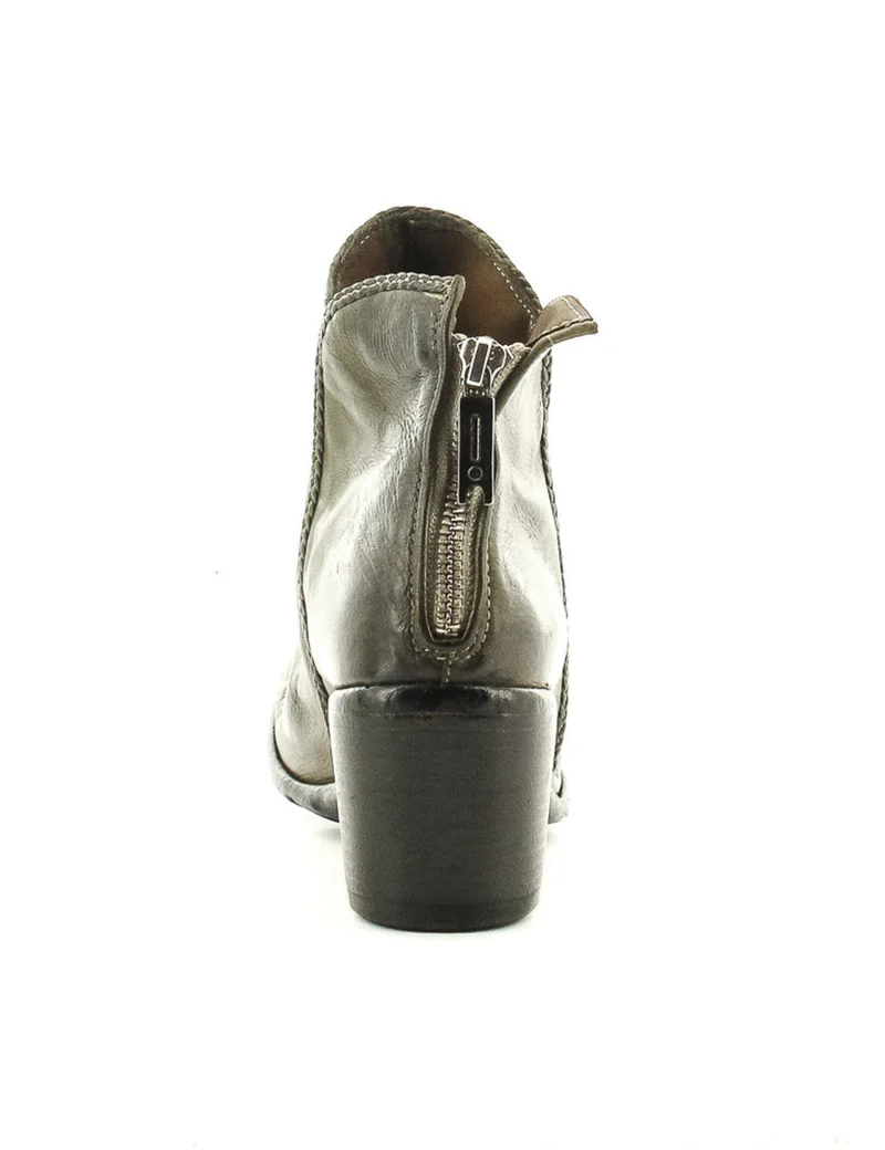 BOOTS BU25A