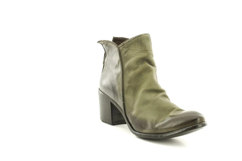 BOOTS BU25A