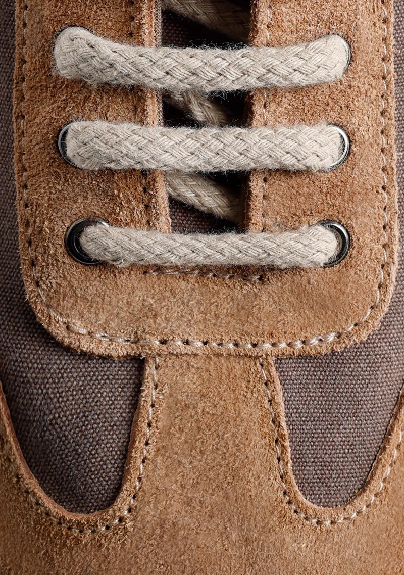 BROWN LEATHER SNEAKERS
