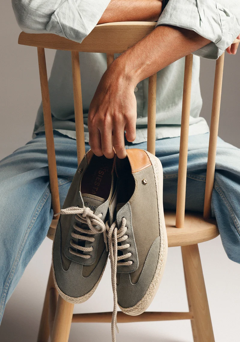 KHAKI LEATHER SNEAKERS