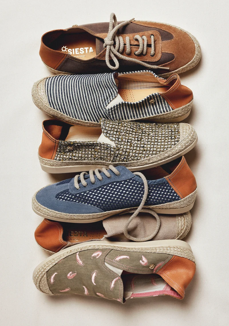 BLUE MESH SNEAKERS
