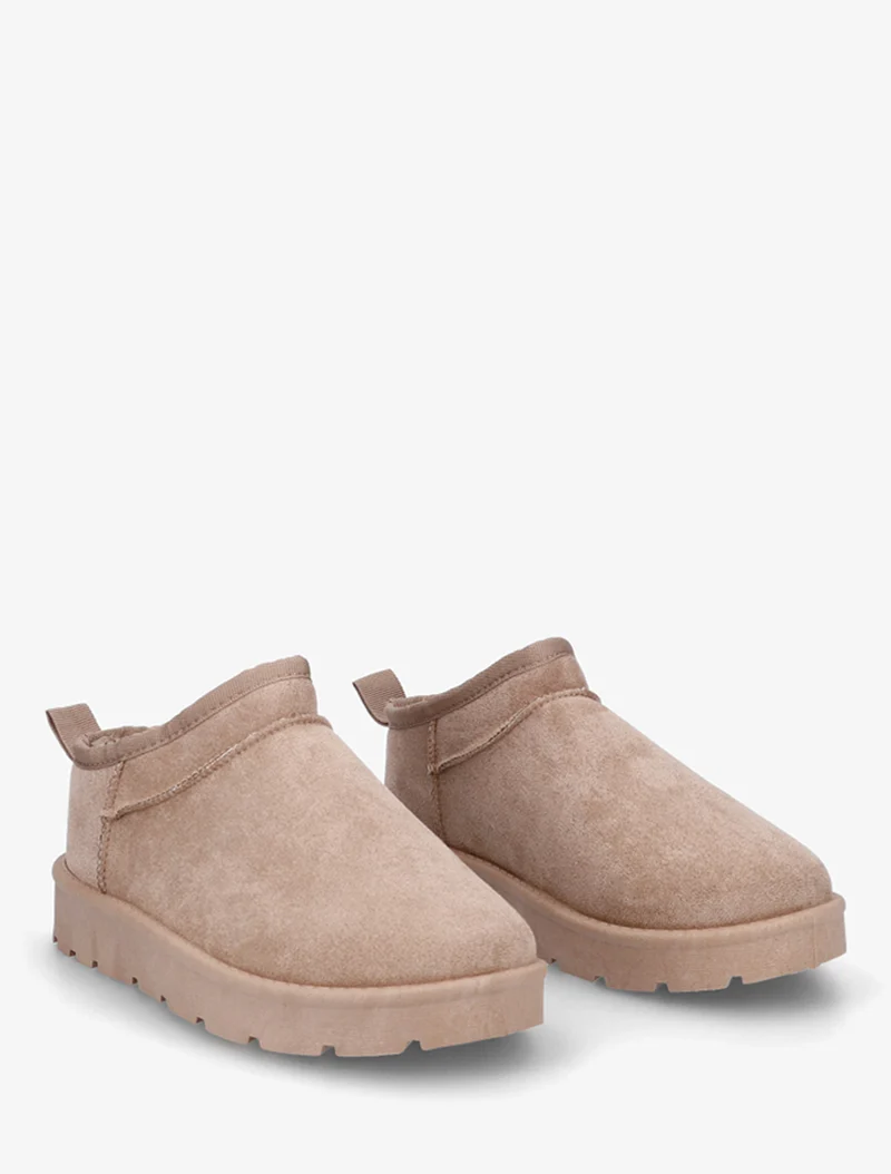 Bottines basses fourrées en suédine - Beige
