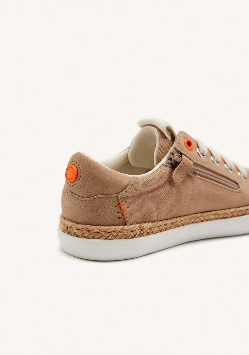 BEIGE SNEAKERS WITH RAFFIA DETAIL AND COLOR ACCENTS FOR BOYS AND GIRLS TUNJE