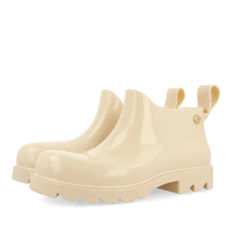 Letcher women's short beige clog-style welly boots