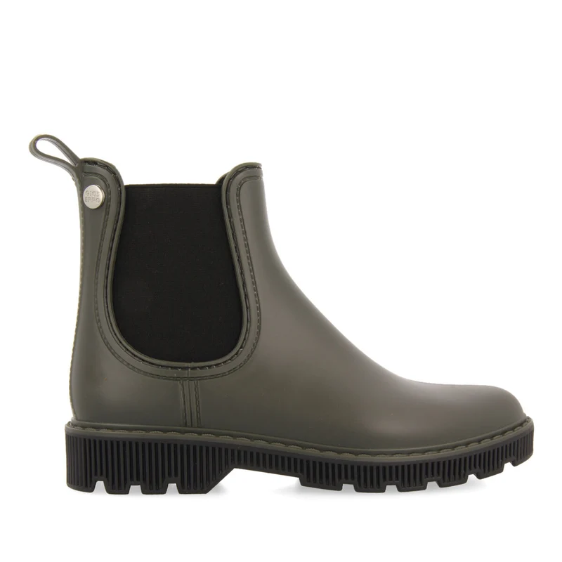 Sisseton women's short khaki chelsea-style welly boots with black details