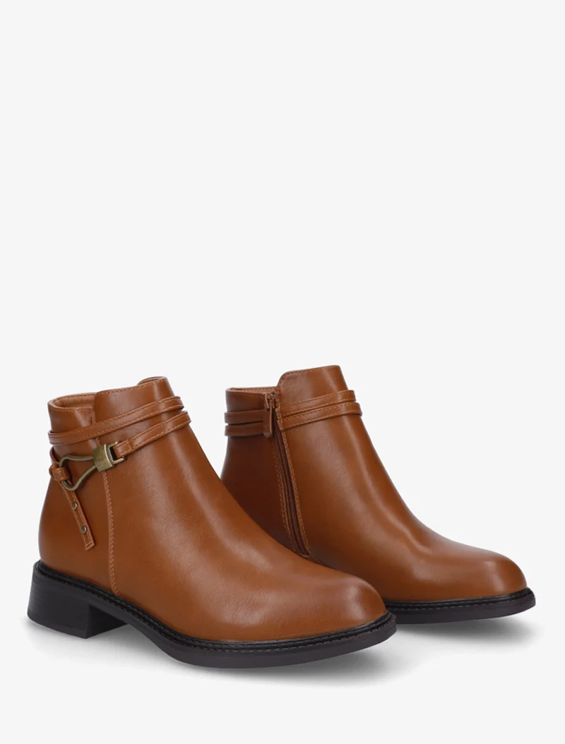 Bottines plates à boucle fantaisie - Camel