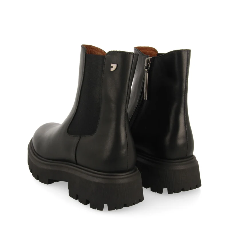 Langford women's black leather chelsea boots