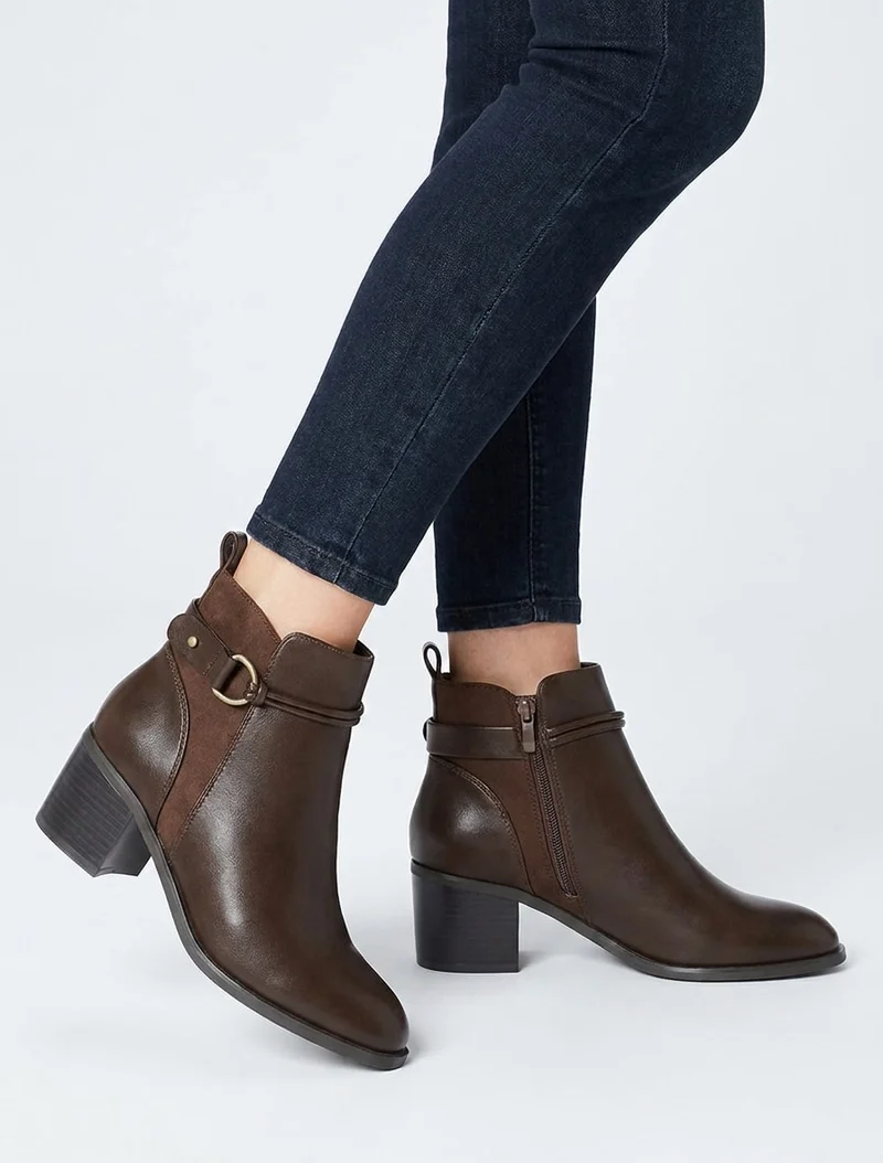 Bottines en simili et suédine - Marron