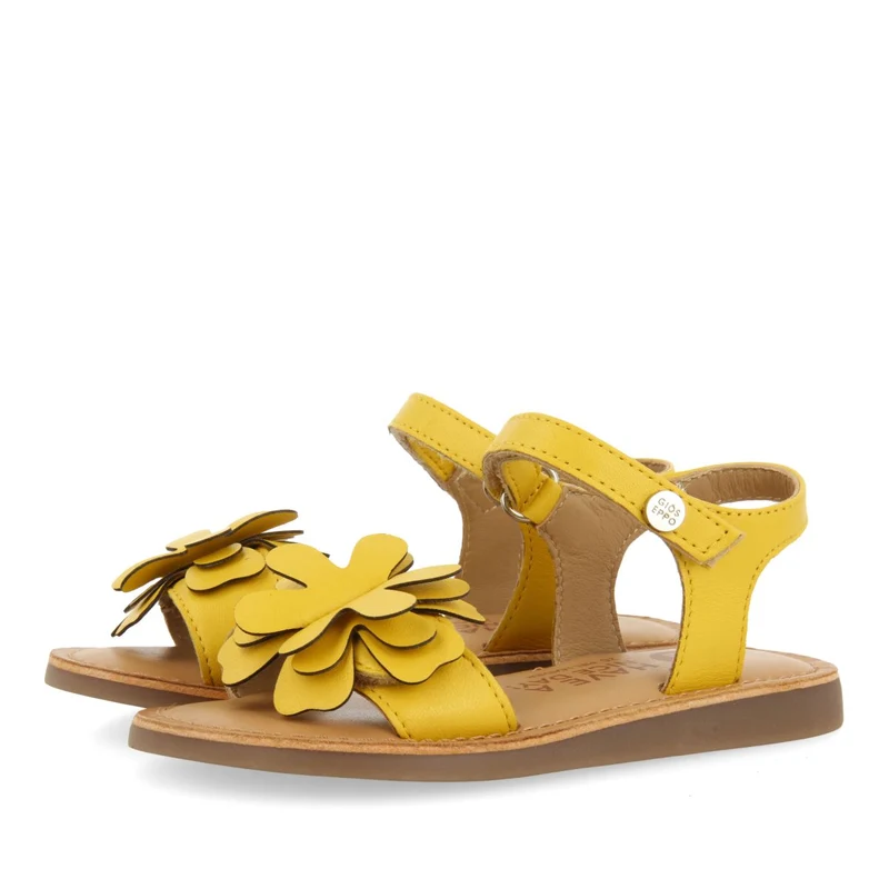 YELLOW LEATHER SANDALS WITH FLOWER DECORATION FOR GIRL AND BOY TAKILMA