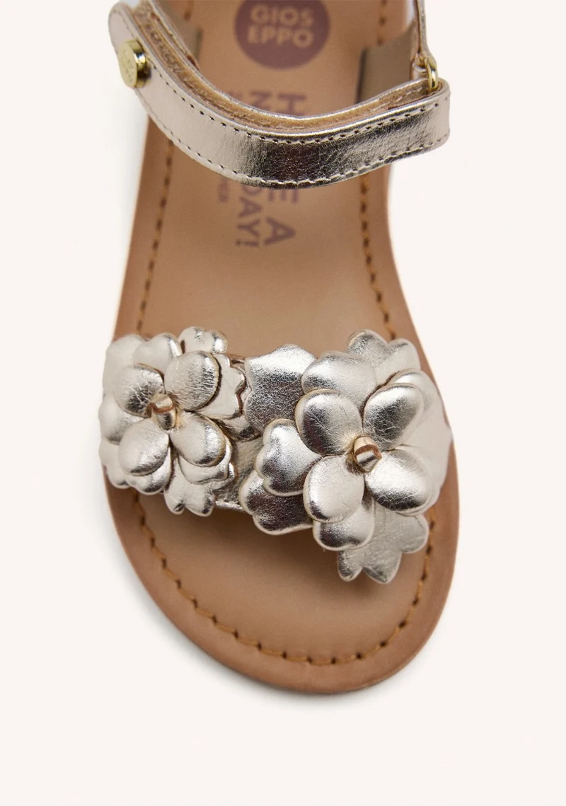 GOLDEN LEATHER SANDALS WITH FLOWER EMBELLISHMENT FOR GIRL AND BOY SHEGAN