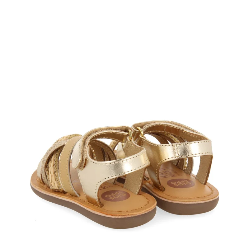 GOLDEN LEATHER SANDALS WITH EMBROIDERY IN RAFFIA, GLITTER AND METALLIC ACCENTS FOR BABY ILOK