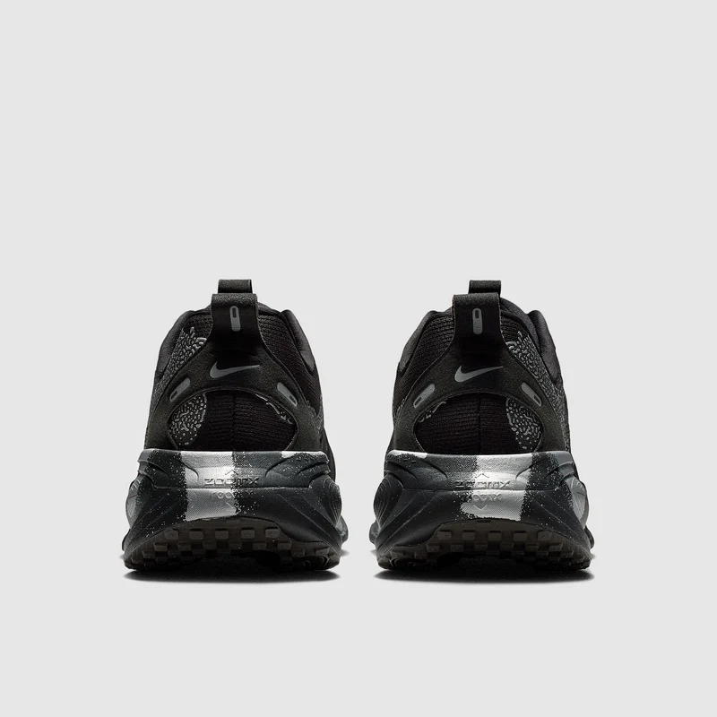 Nike Vomero 18