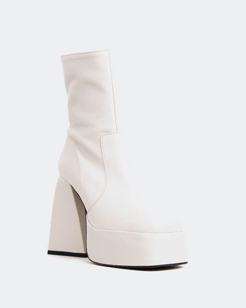 Hippie Off White Leather