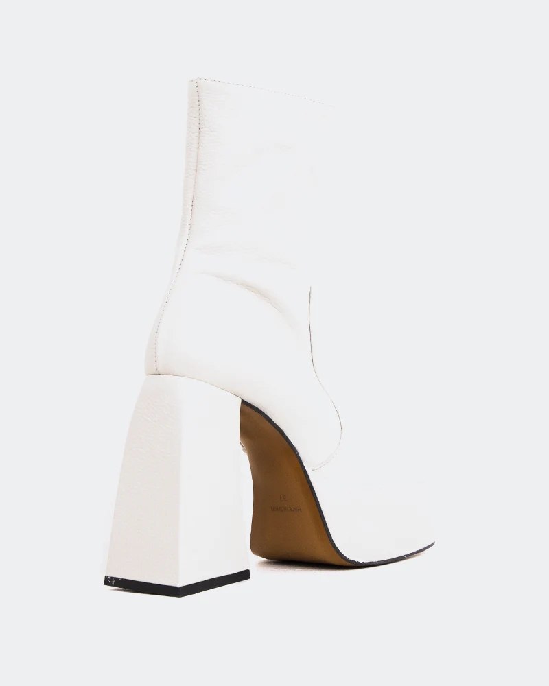 Hippie Off White Leather