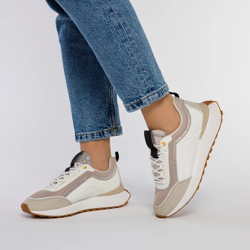 WHITE SNEAKERS WITH BEIGE DETAILS FOR WOMEN BALLAGAT