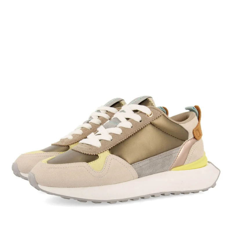 Selkirk women's gold retro sneakers with details