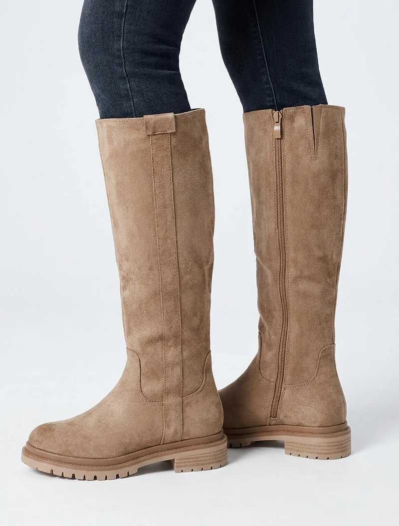 Bottes en suédine à semelle crantée - Taupe