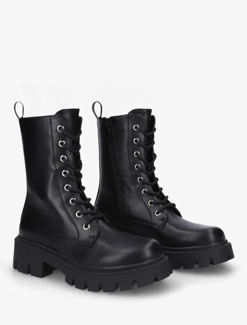 Bottines montantes à lacets - Noir