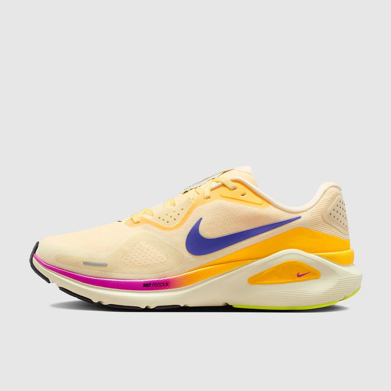 Nike Structure 26