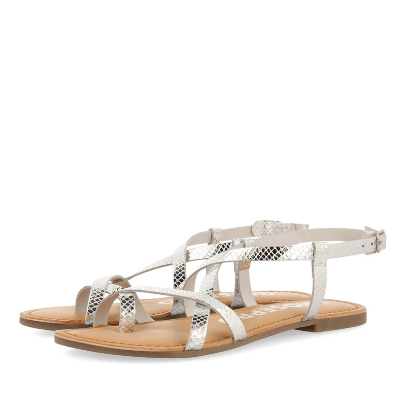 SILVER LEATHER SANDALS WITH THIN STRAPS FOR WOMEN COURSAN