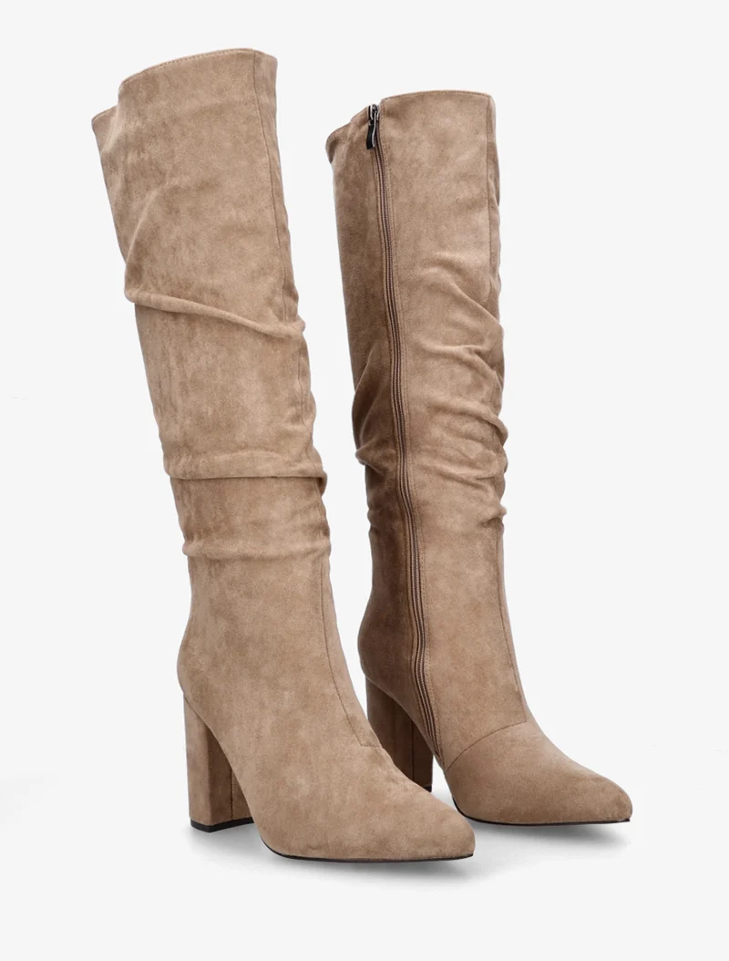 Bottes froncées en suédine à bouts pointus - Taupe