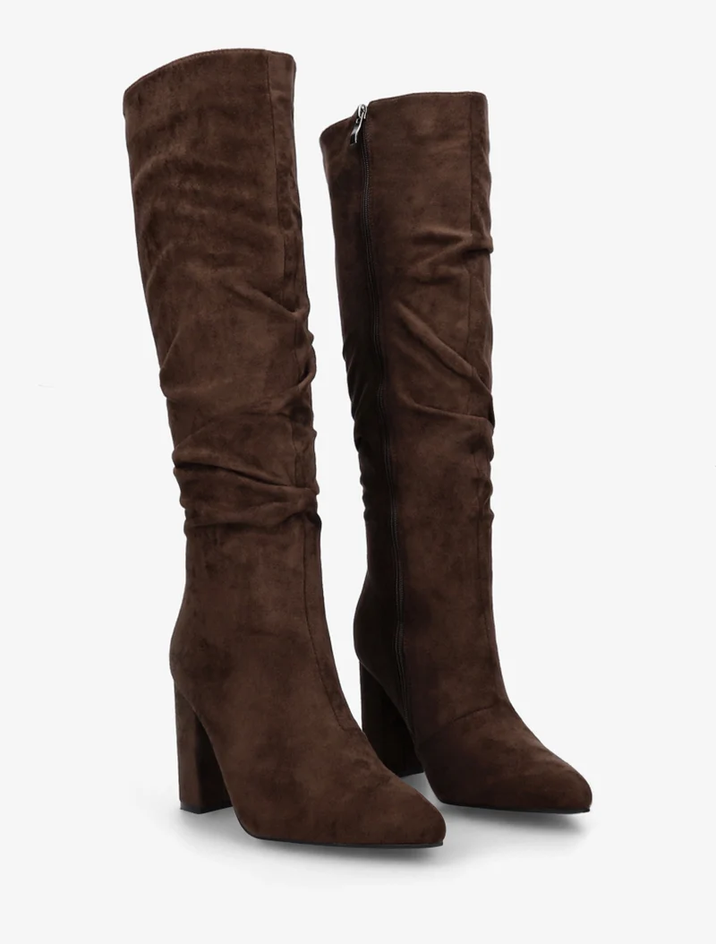 Bottes froncées en suédine à bouts pointus - Marron