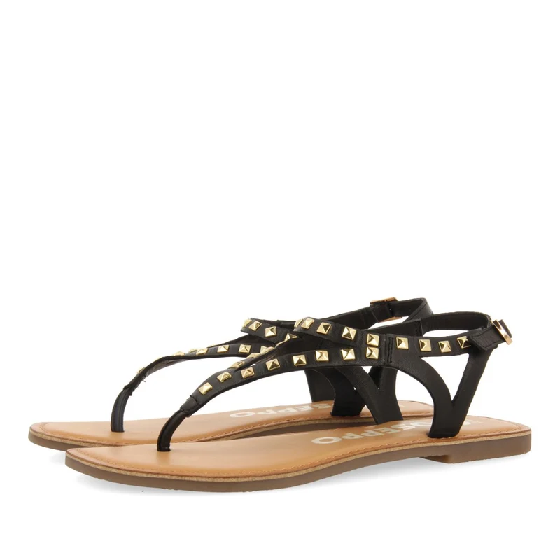 BLACK LEATHER SANDALS WITH STUDS FOR WOMEN TRILBY