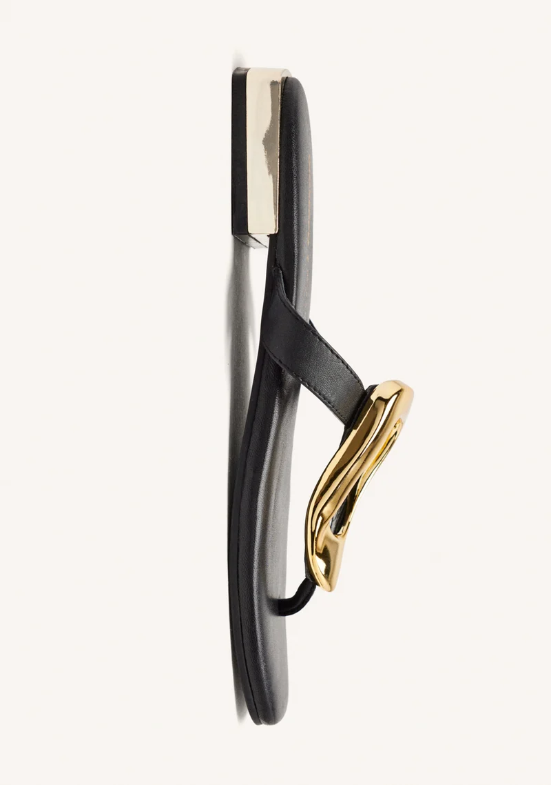 BLACK LEATHER SANDALS WITH METALLIC TRIM FOR WOMEN VENDRES