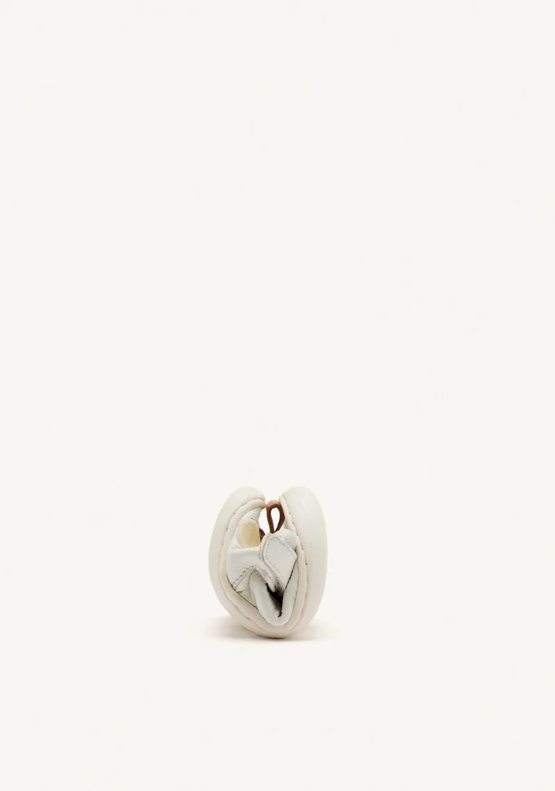 WHITE CRAB-STYLE SANDALS WITH ADJUSTABLE CLOSURES FOR BABIES ODELL