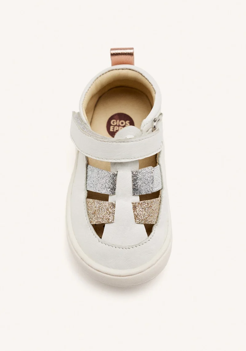 WHITE CRAB-STYLE SANDALS WITH ADJUSTABLE CLOSURES FOR BABIES ODELL