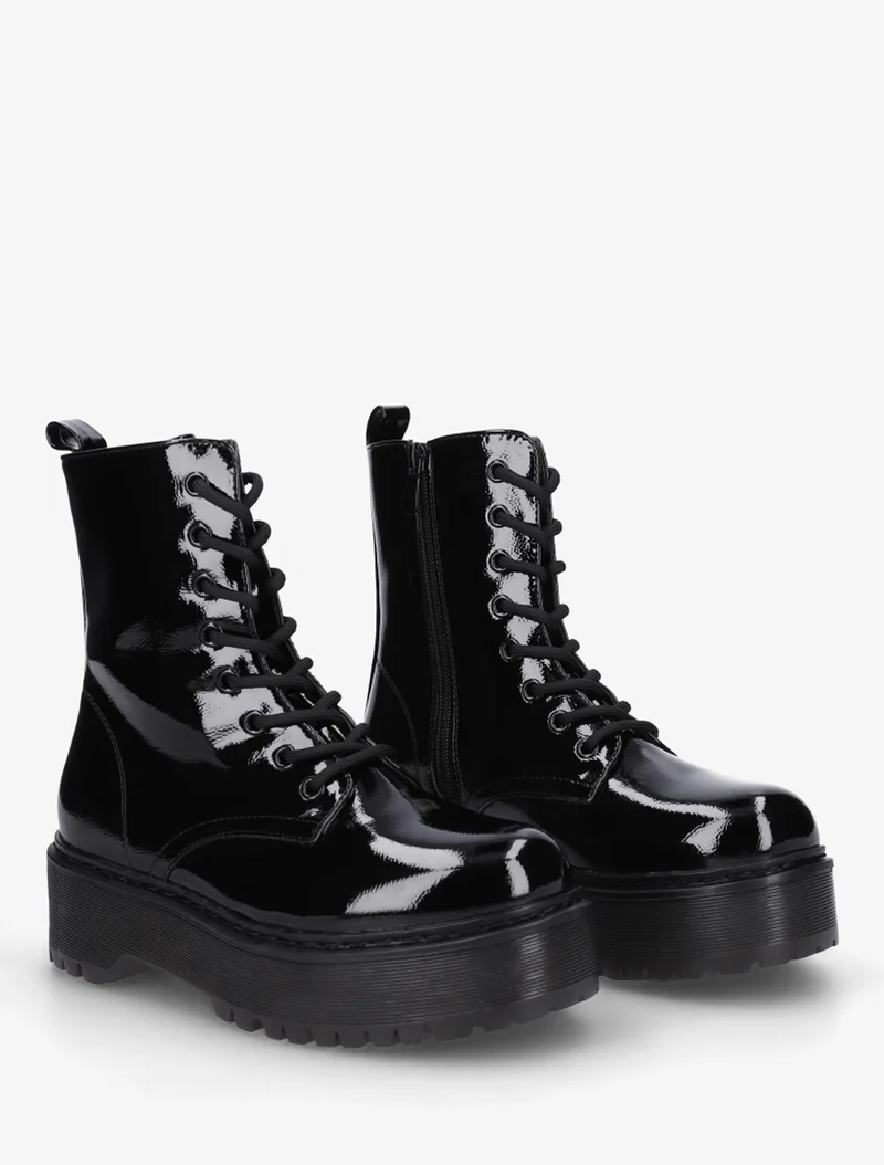 Bottines montantes vernies à lacets - Noir